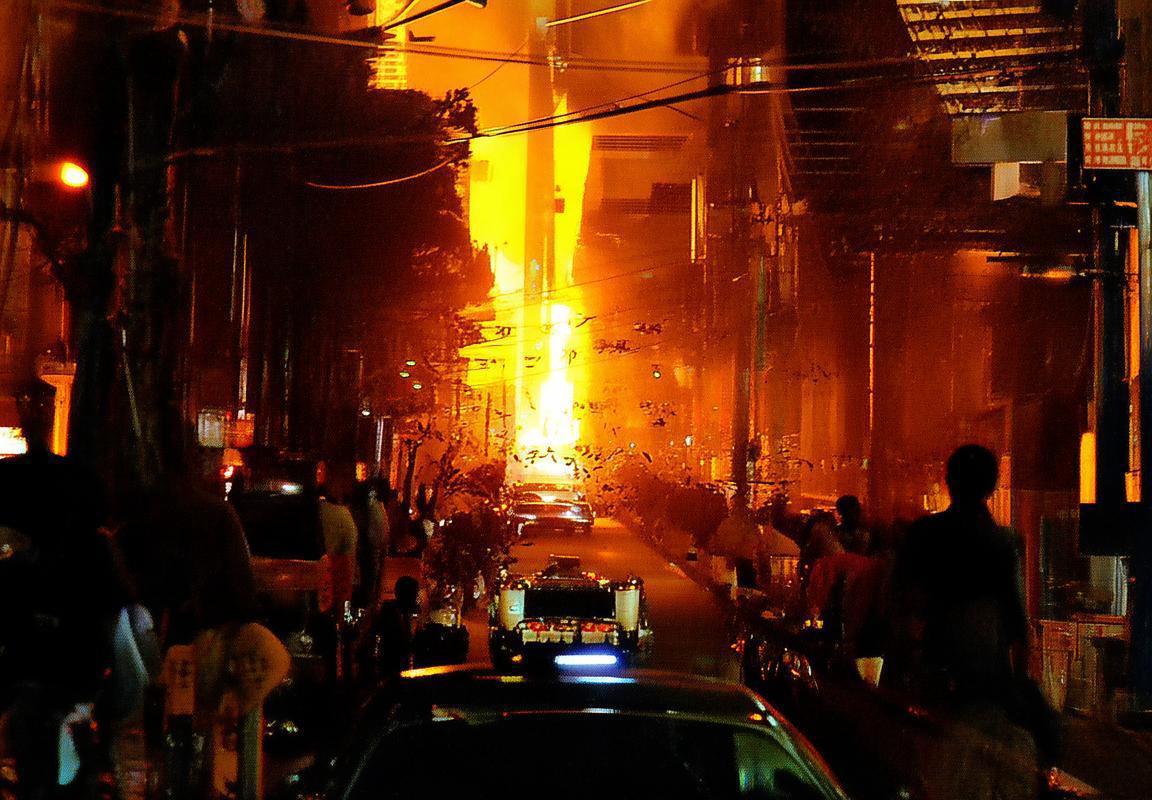 拒绝17分大逆转！三人组狂轰74分爆大冷，东部豪强加时赛0分